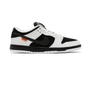 Nike SB × TIGHTBOOTH® Dunk Low Pro